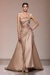 Champagner Langes Abendkleid aus Satin mit Rüschen